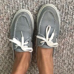 Grey Sperrys